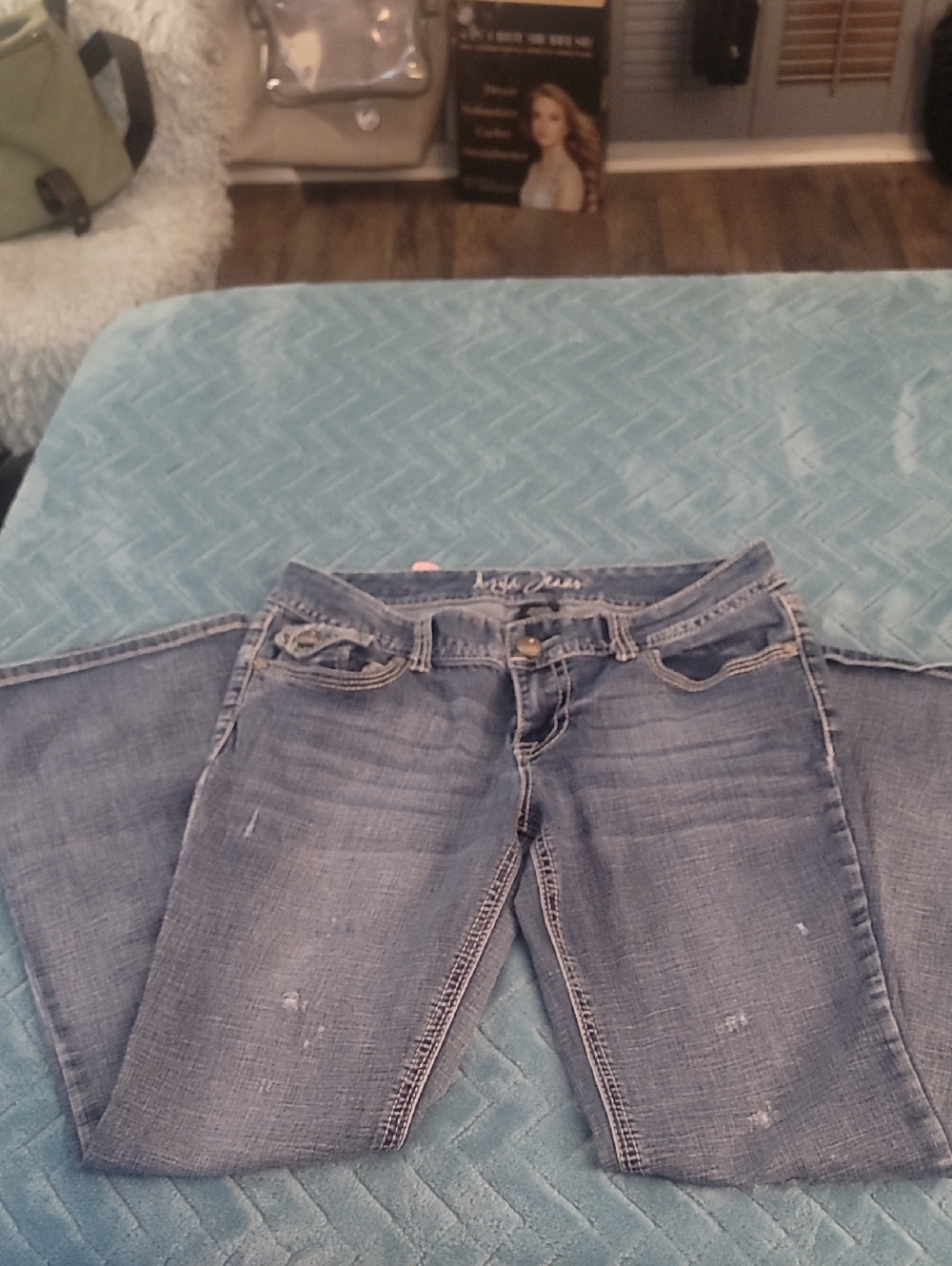 Ariya Medium Blue Bootcut Jeans with Faded Finish